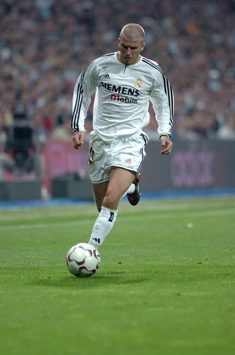 关于里程碑夜皇家马德里刷新队史纪录;欧冠今夜刷纪录;话题不断;训练强度明显提升的信息 关于里程碑夜皇家马德里刷新队史纪录;欧冠今夜刷纪录;话题不断;训练强度明显提升的信息